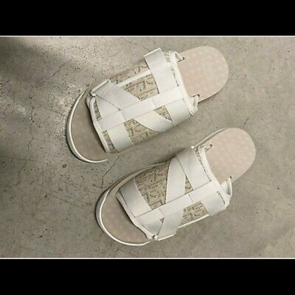 Dior alpha slide - Picture 2 of 3